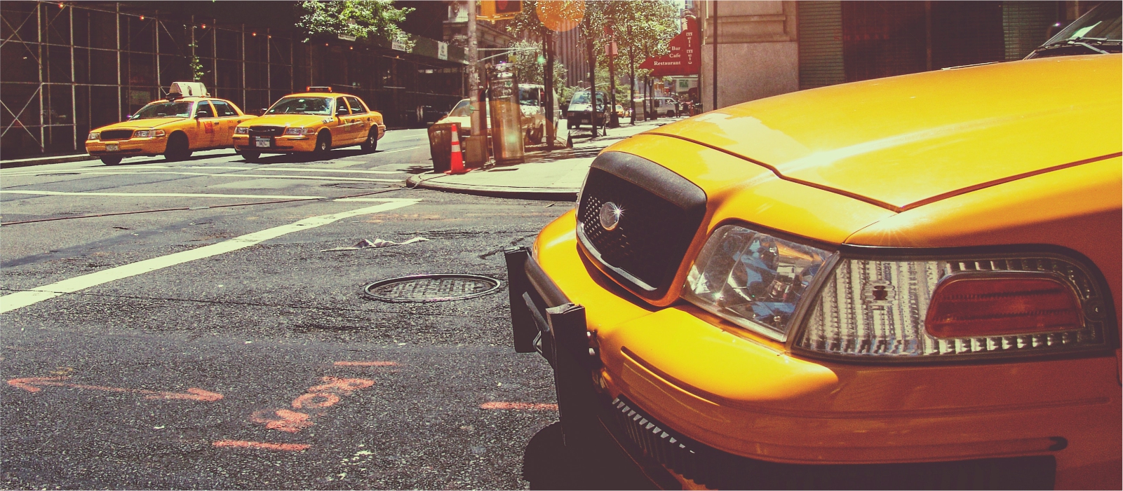 TAXIS FLEET LOCATION AND INMEDIATE SHUTDOWN